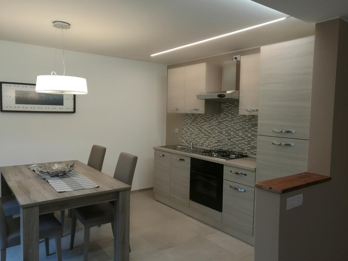 B&B La Maison D' Amelie Camere E Appartamenti Fenis Dış mekan fotoğraf
