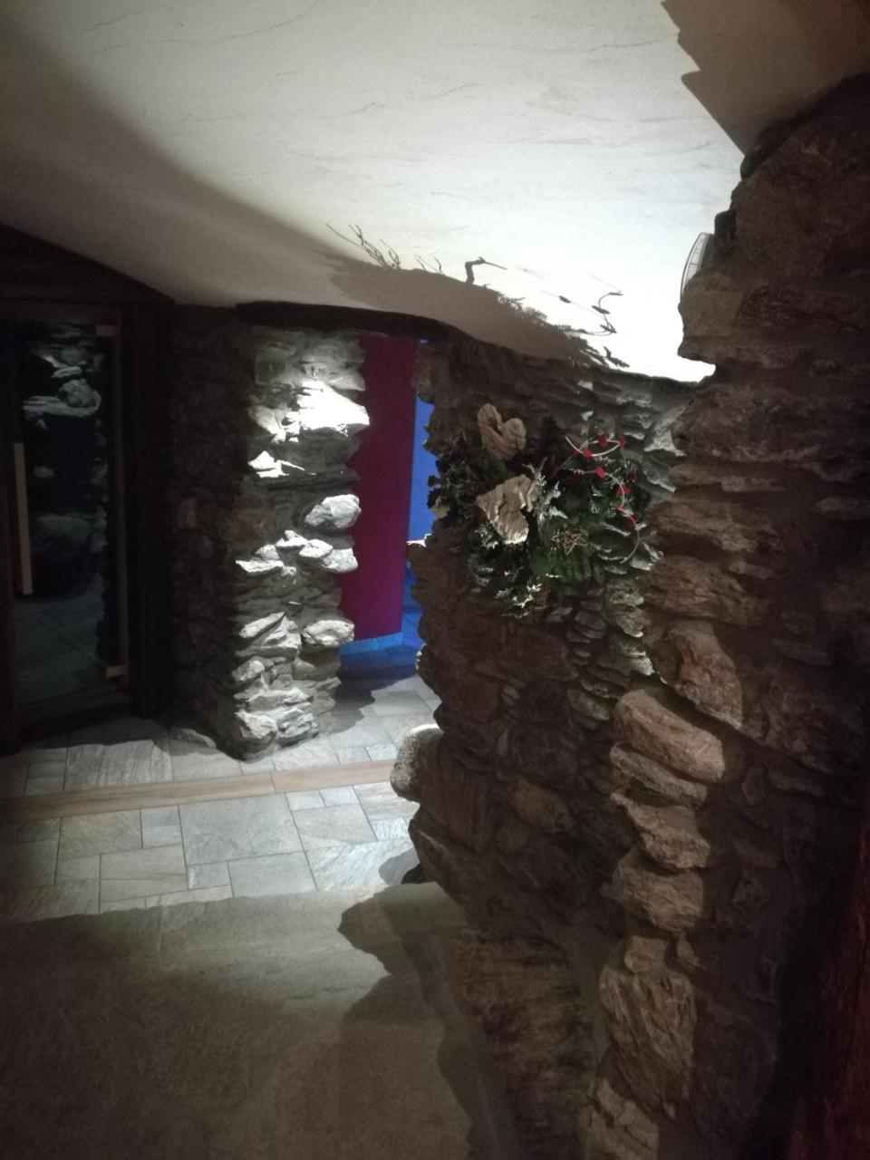 B&B La Maison D' Amelie Camere E Appartamenti Fenis Dış mekan fotoğraf