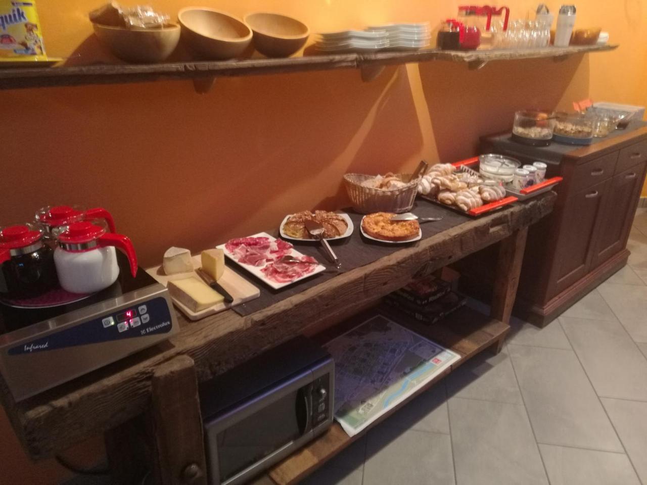 B&B La Maison D' Amelie Camere E Appartamenti Fenis Dış mekan fotoğraf